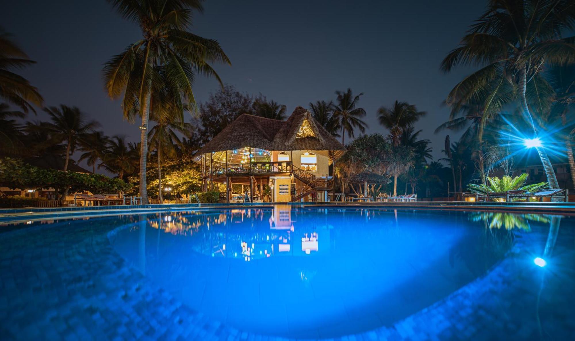 Sansi Kae Beach Resort Michamvi Kae Luaran gambar