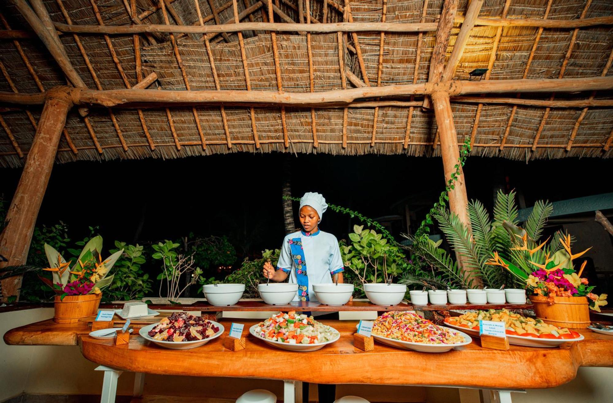 Sansi Kae Beach Resort Michamvi Kae Luaran gambar