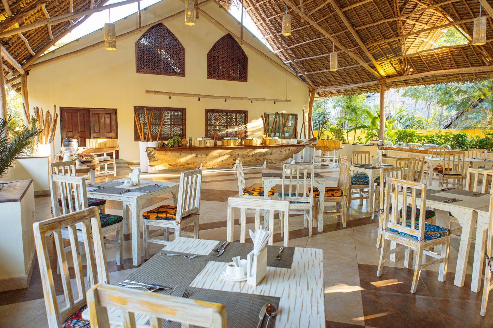 Sansi Kae Beach Resort Michamvi Kae Luaran gambar