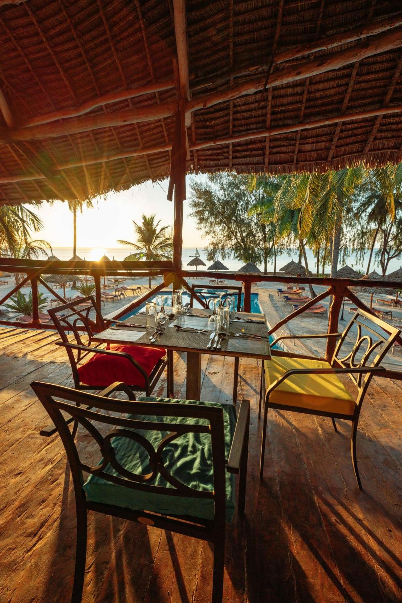 Sansi Kae Beach Resort Michamvi Kae Luaran gambar